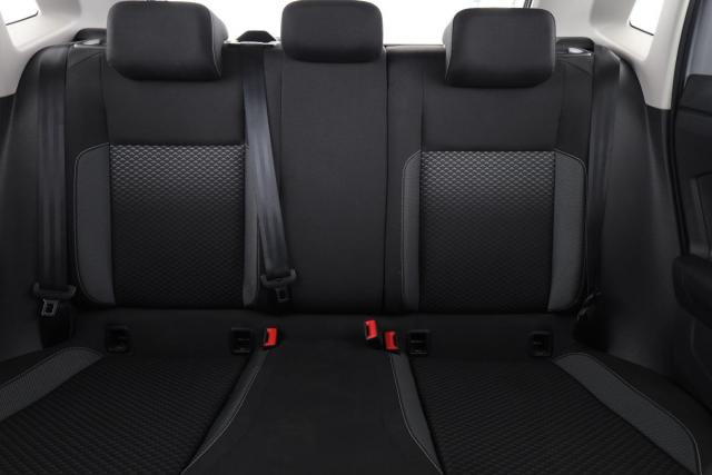 Volkswagen Polo image 7