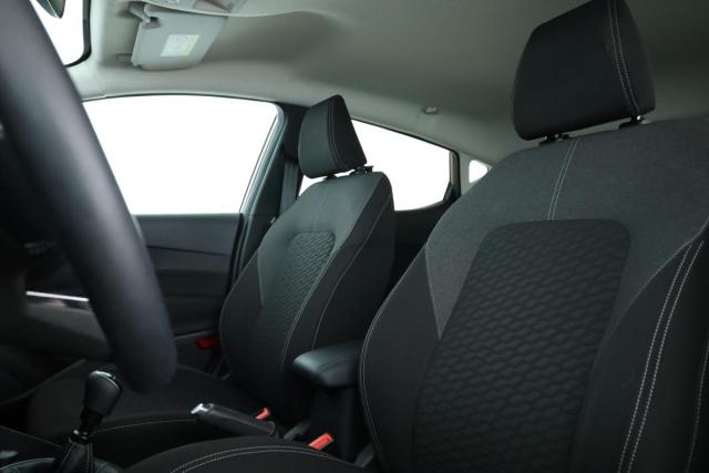 Ford Fiesta image 6