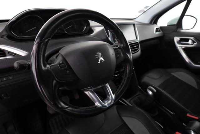 Peugeot 2008 image 5
