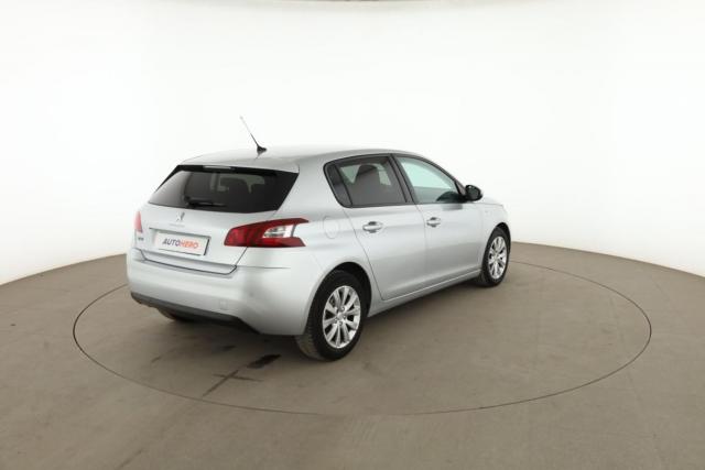 Peugeot 308 image 3