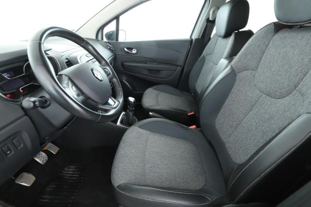 Renault Captur image 6