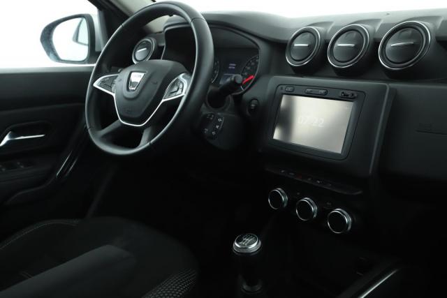 Dacia Duster image 1
