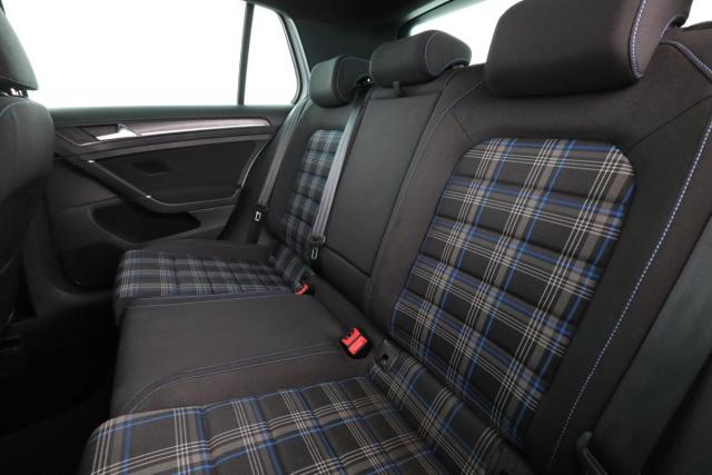 Volkswagen Golf image 1