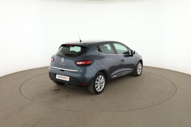 Renault Clio image 9