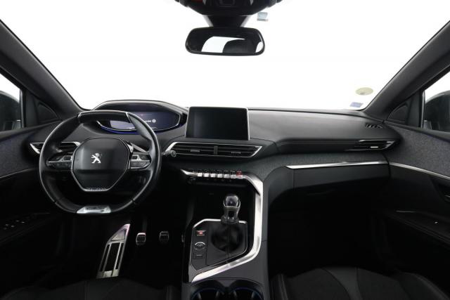 Peugeot 5008 image 2