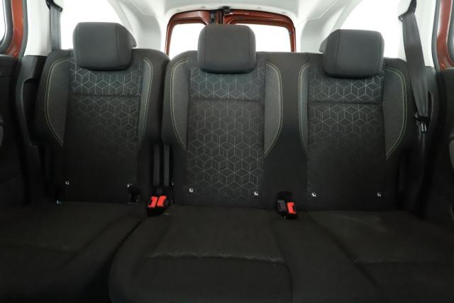 Peugeot Rifter image 1