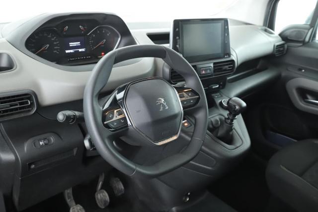Peugeot Rifter image 6