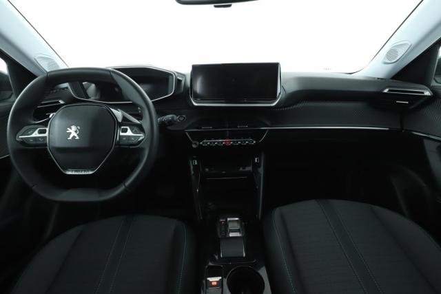 Peugeot 2008 image 6