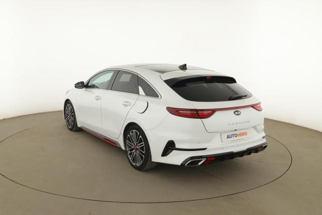 Kia Proceed image 8