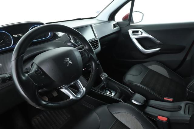 Peugeot 2008 image 9