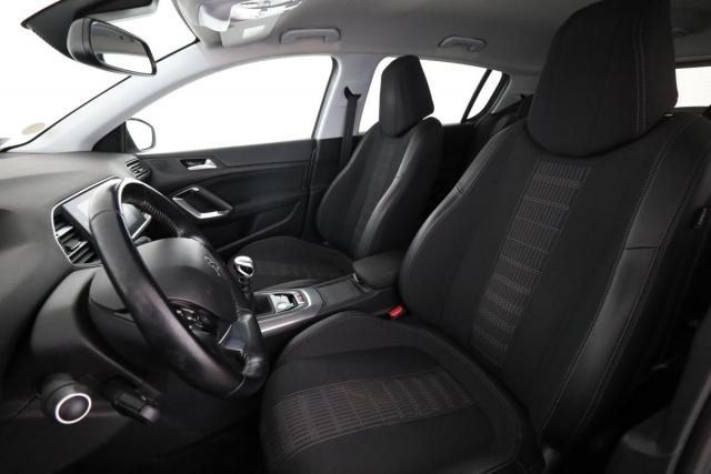 Peugeot 308 image 8