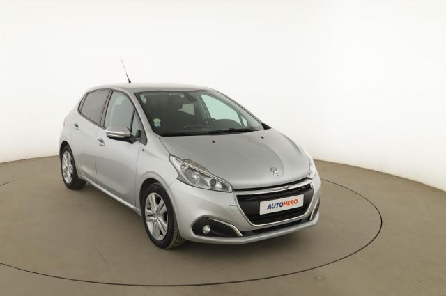 Peugeot 208 image 5
