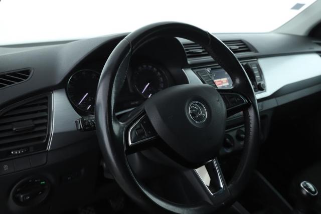 Skoda Fabia image 4