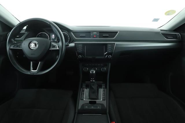 Skoda Superb image 7