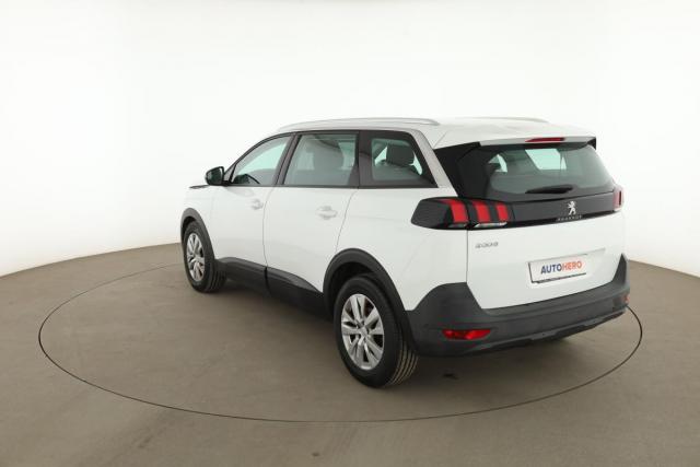 Peugeot 5008 image 5