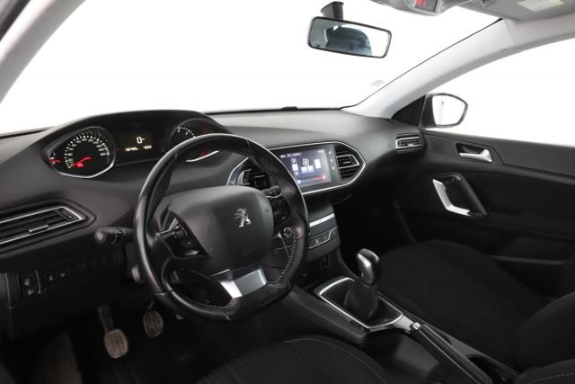 Peugeot 308 image 9