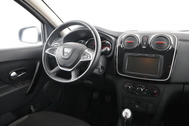 Dacia Logan Mcv image 1