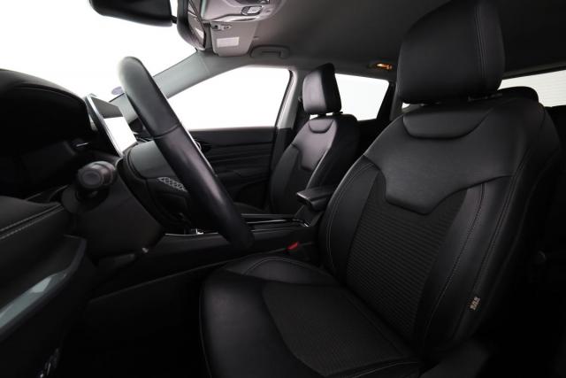 Jeep Compass image 2