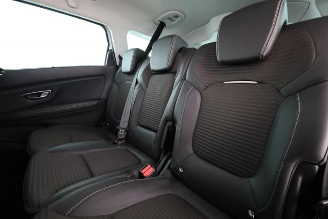 Renault Grand Scénic image 2