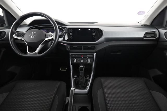 Volkswagen T-Cross image 2