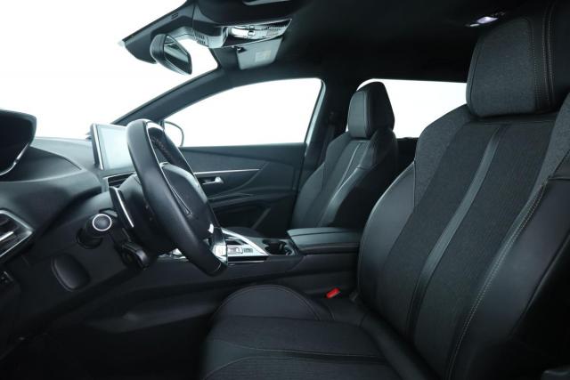 Peugeot 5008 image 3