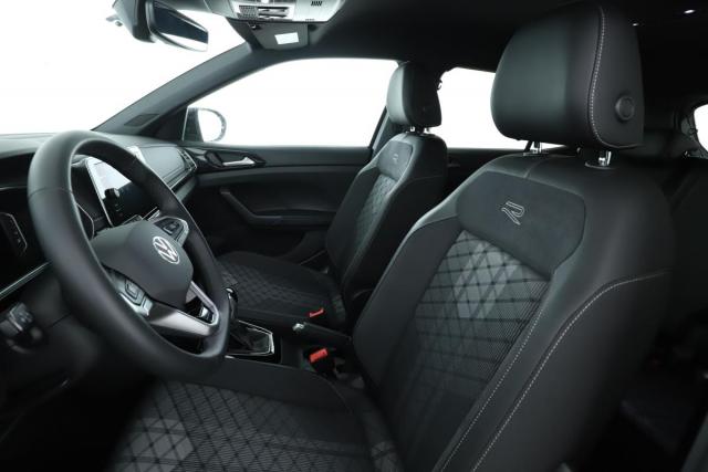 Volkswagen T-Cross image 8