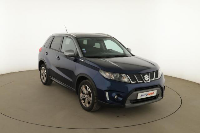 Suzuki Vitara image 8