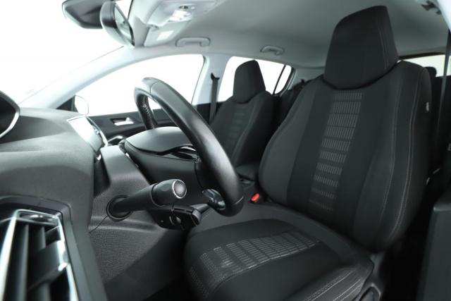 Peugeot 308 image 9