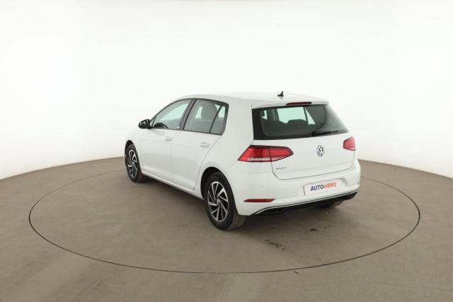 Volkswagen Golf image 3