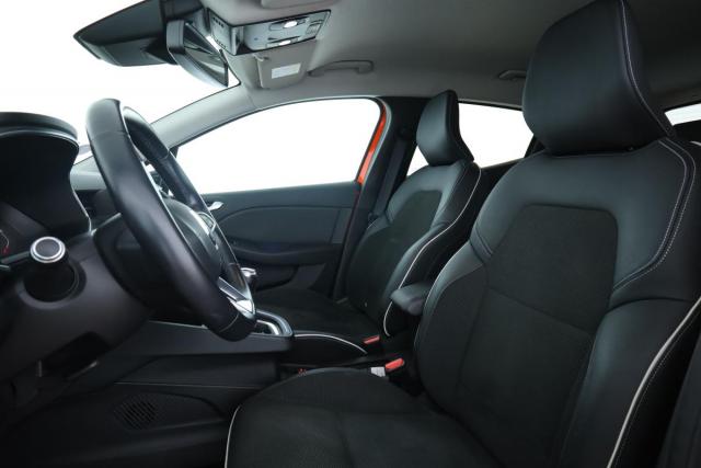 Renault Clio image 2