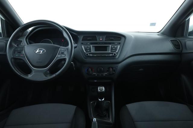 Hyundai I20 image 3