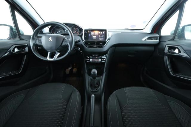 Peugeot 208 image 4