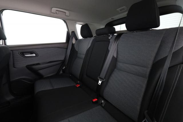 Nissan X-Trail image 6