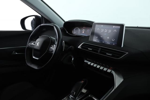 Peugeot 5008 image 6