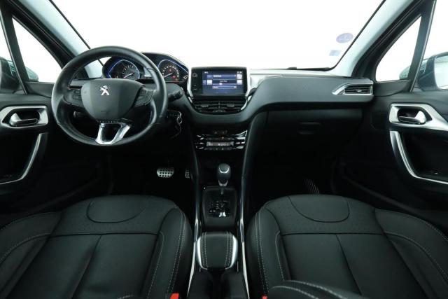 Peugeot 2008 image 4