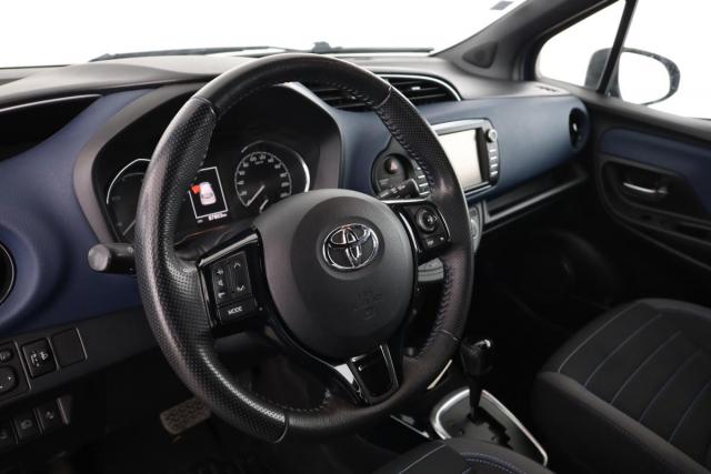 Toyota Yaris image 2