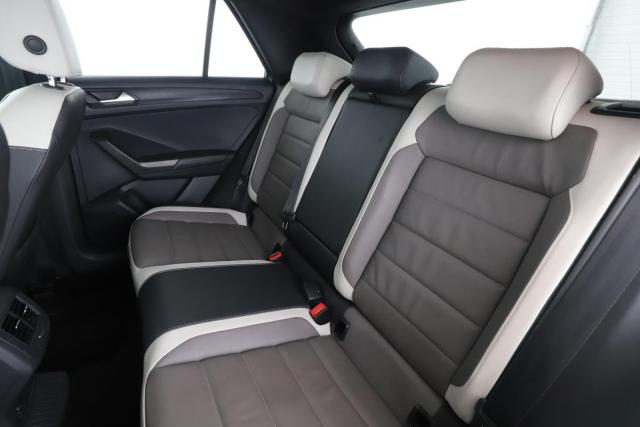 Volkswagen T-Roc image 2