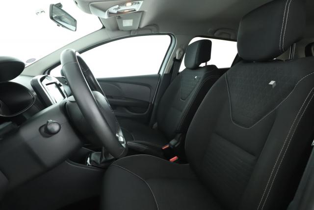 Renault Clio Estate image 2