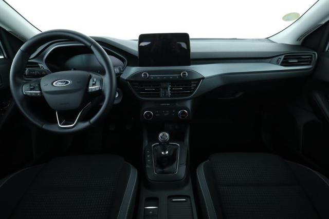 Ford Focus image 5