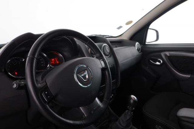Dacia Duster image 6