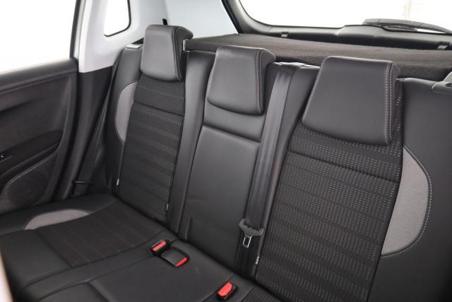 Peugeot 2008 image 9