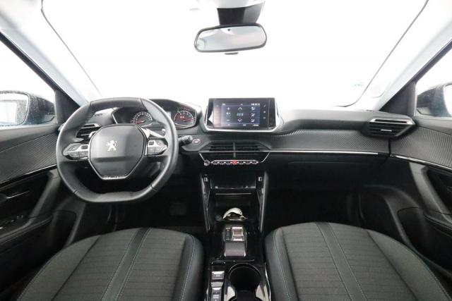 Peugeot 2008 image 7