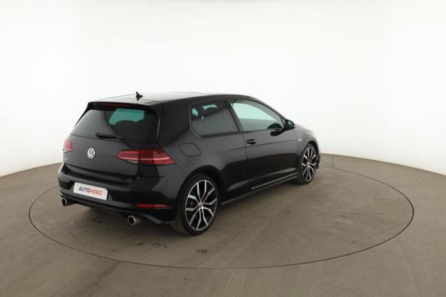 Volkswagen Golf image 7