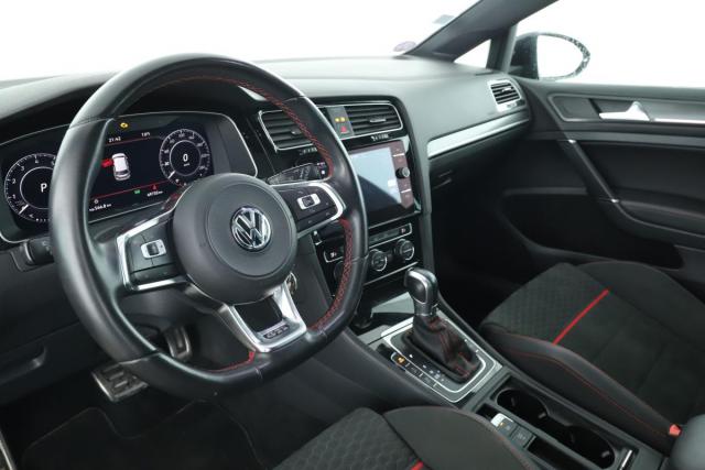 Volkswagen Golf image 5