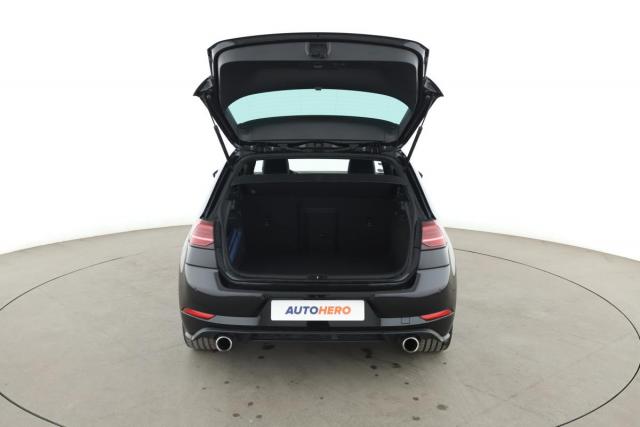 Volkswagen Golf image 4