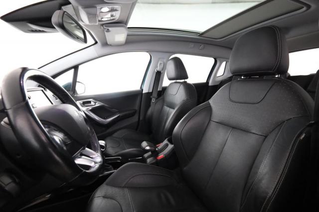 Peugeot 2008 image 4