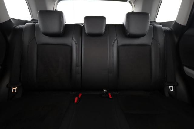 Suzuki Vitara image 1