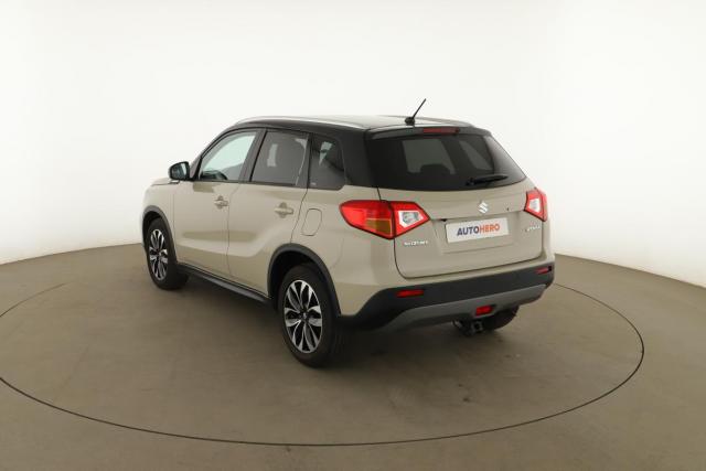 Suzuki Vitara image 5