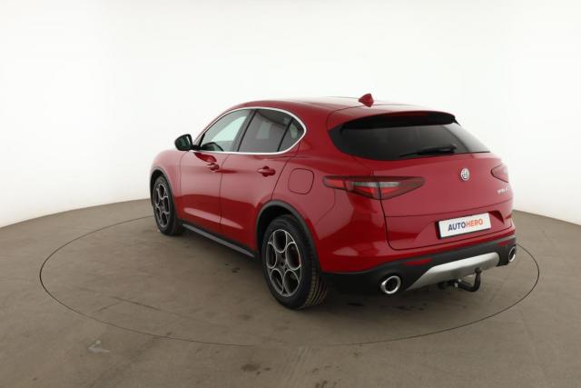 Alfa Romeo Stelvio image 1
