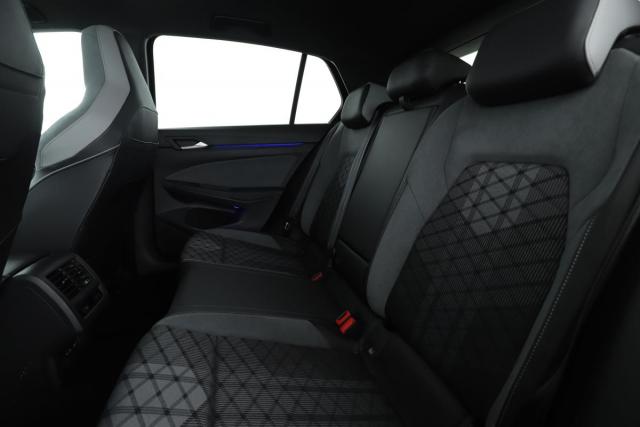 Volkswagen Golf image 4